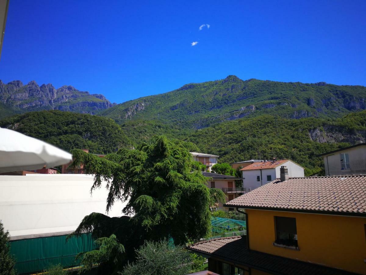 B&B Il Giardino Delle Fate Lecco Esterno foto